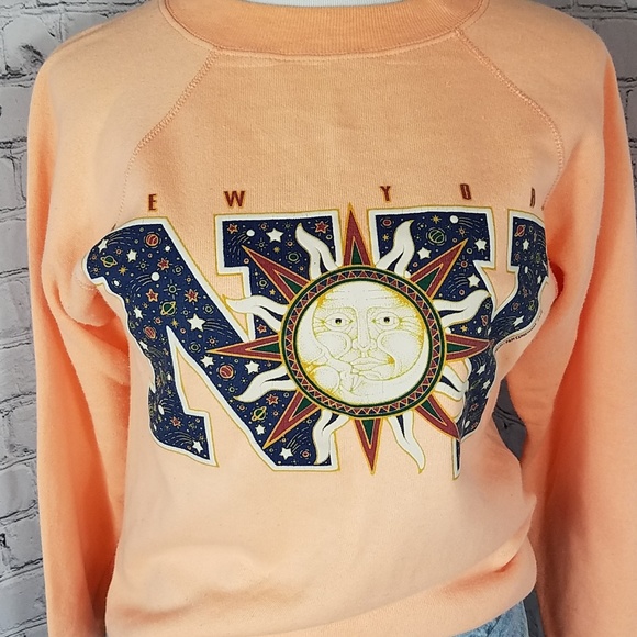 New York-  retro sweater!! - Picture 2 of 8